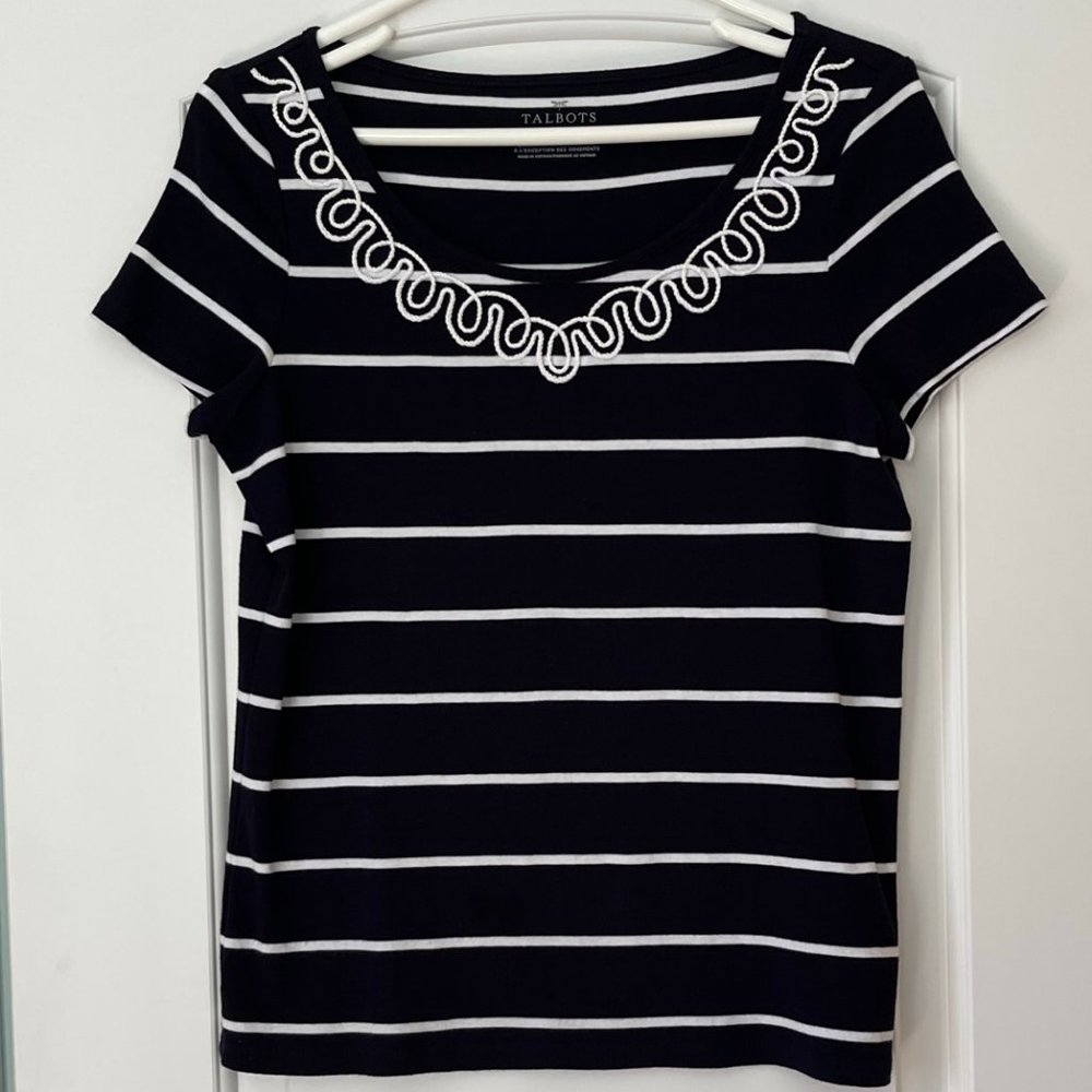 TALBOTS Short Sleeve Knit Top for Women Business Casual/Dressy Size Medium